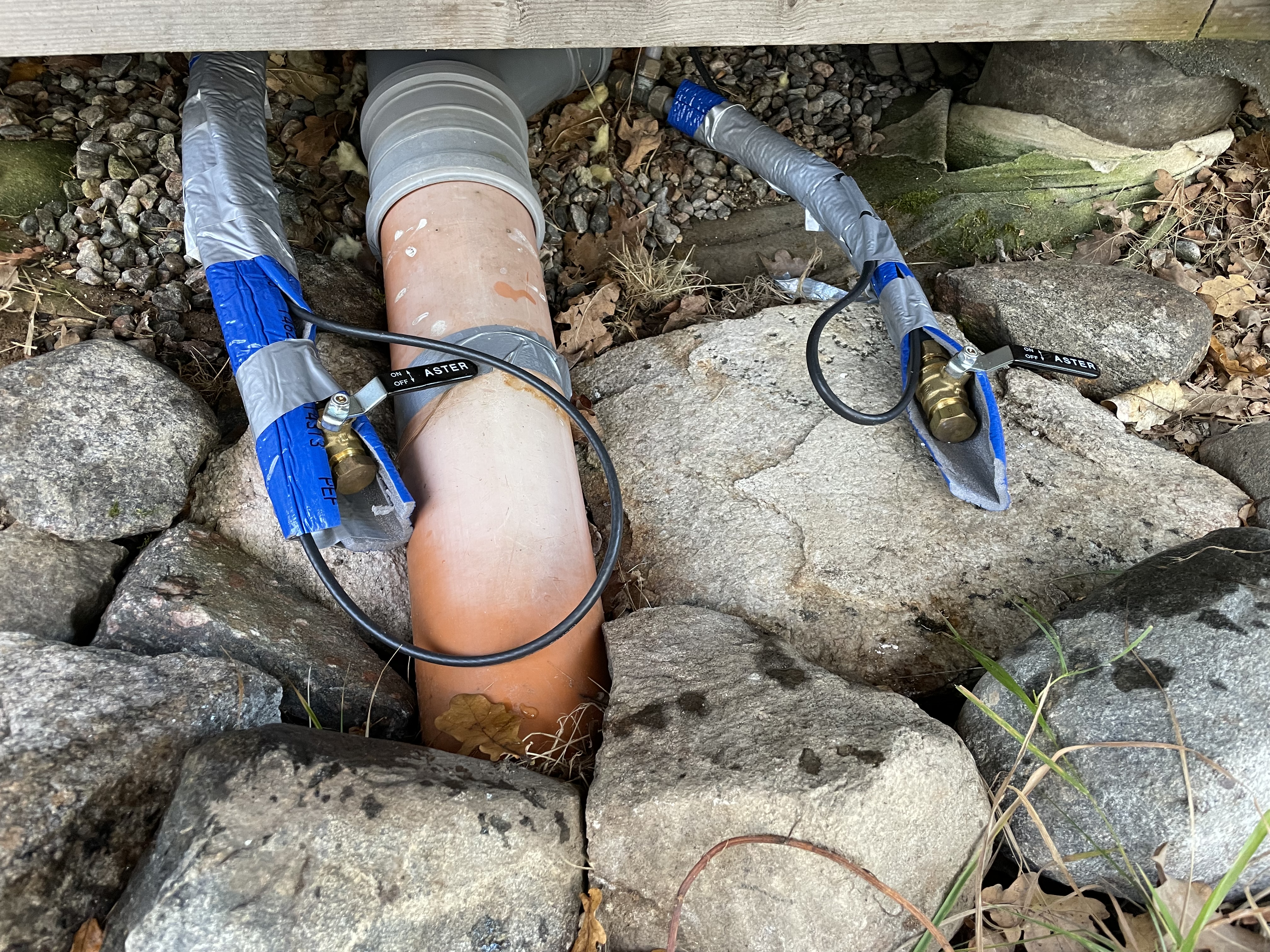 Wasserleitungen isoliert