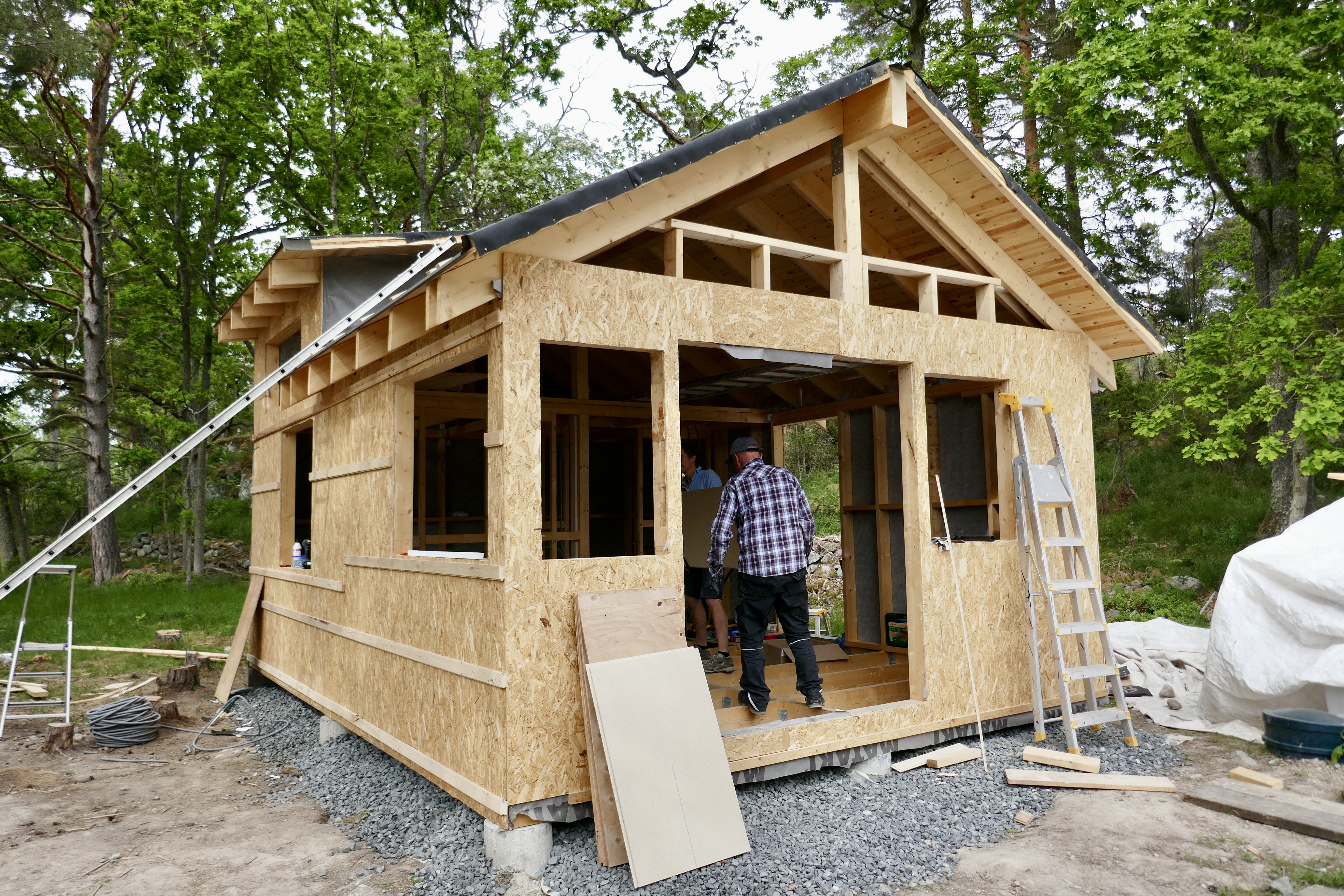 Svålbo mit OSB-Verkleidung von außen